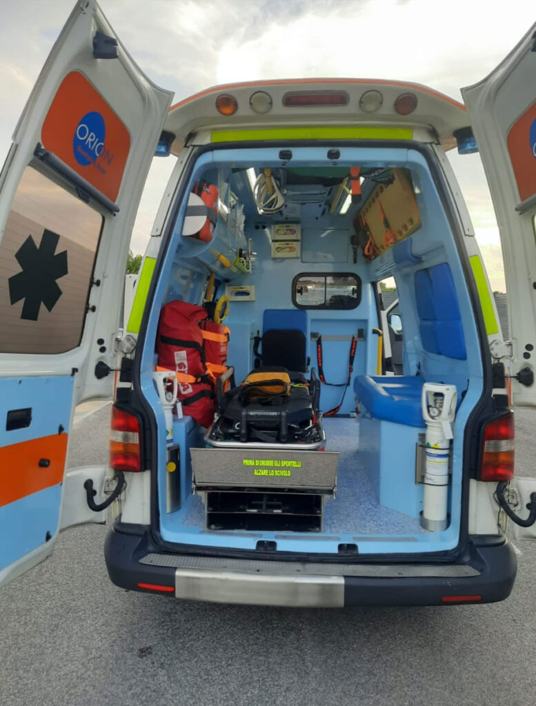Interno ambulanza