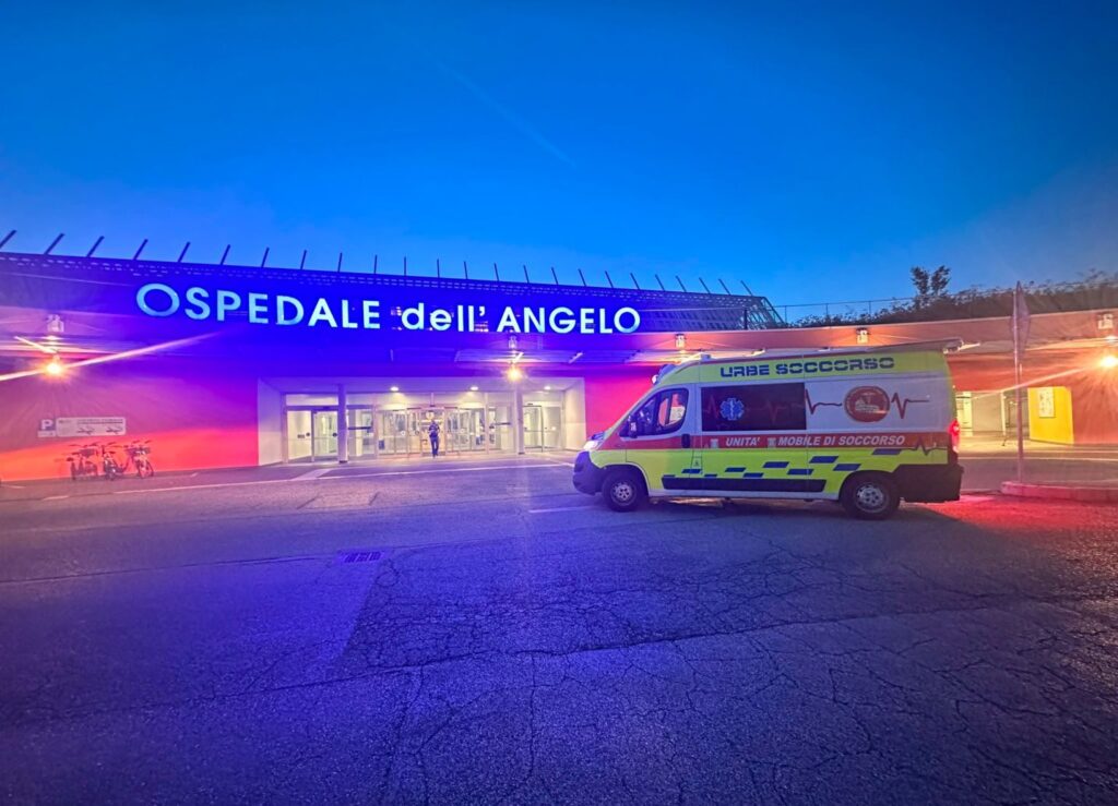 Trasporto all'ospedale dell'angelo